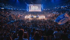 S15决赛提前上演？BLG与GEN在四强赛狭路相逢。